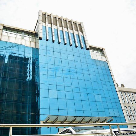 ברזוויל Hotel Amaritsah מראה חיצוני תמונה