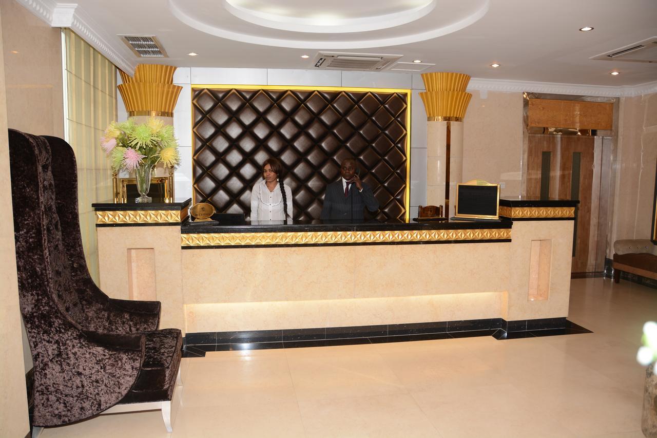 ברזוויל Hotel Amaritsah מראה חיצוני תמונה