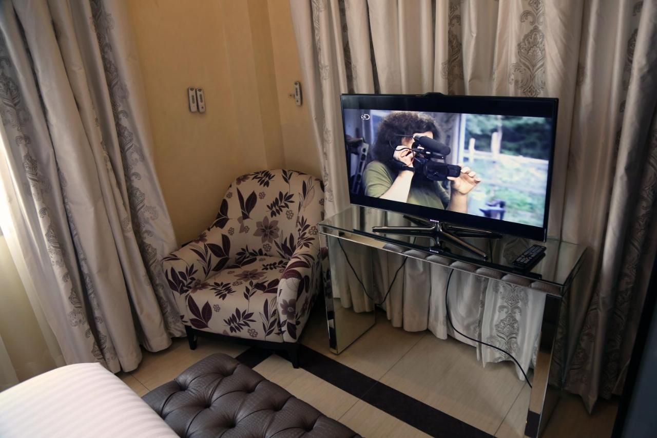 ברזוויל Hotel Amaritsah מראה חיצוני תמונה